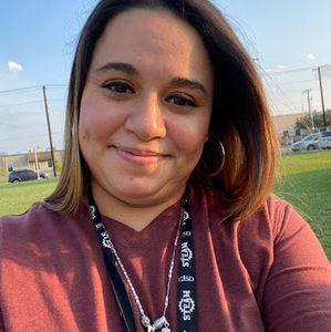 Meet your Posher, Maria isabel